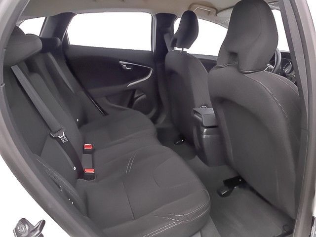 left hand drive VOLVO V40 (01/10/2012) -  