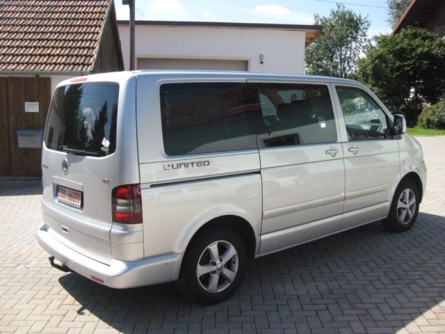 VOLKSWAGEN MULTIVAN (01/09/2009) - 