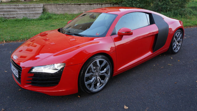 lhd AUDI R8 (01/06/2010) - 