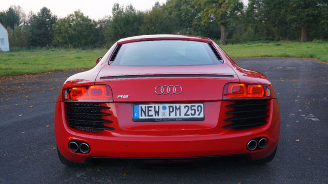 Left hand drive AUDI R8 4.2 FSI 420BHP  QUATTRO COUPE