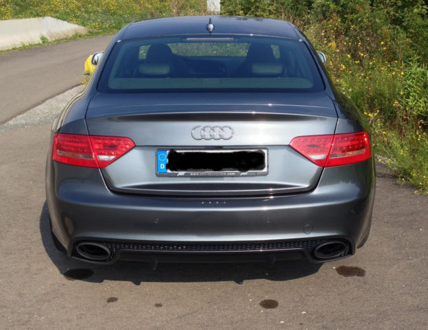 lhd car AUDI RS5 (01/07/2011) - 