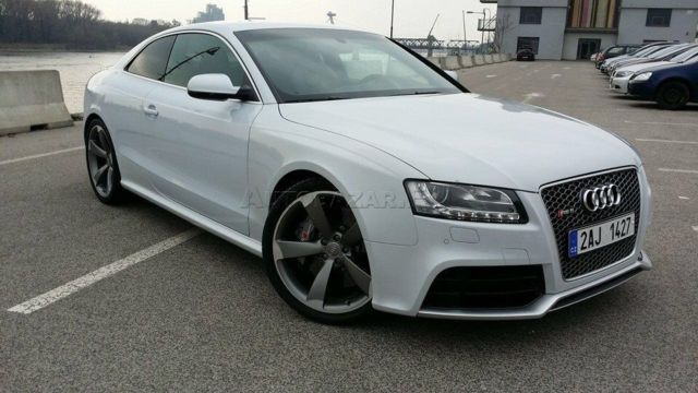 AUDI RS5 (01/12/2011) - 