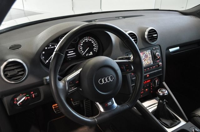 Left hand drive car AUDI S3 (01/02/2010) - 