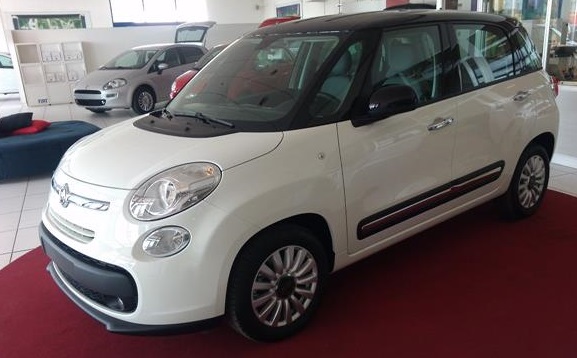 lhd FIAT 500L (00/01/0) - 