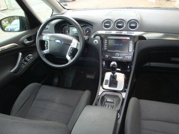 left hand drive FORD GALAXY (01/05/2013) -  