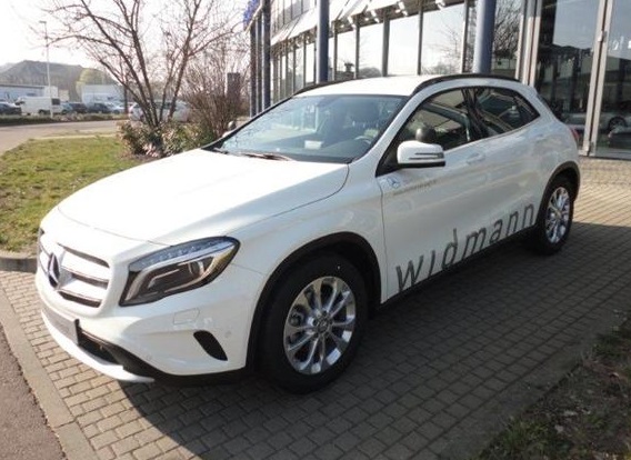 MERCEDES GLA (01/03/2014) - 