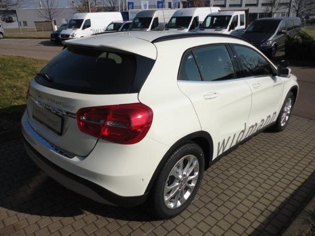 lhd car MERCEDES GLA (01/03/2014) - 