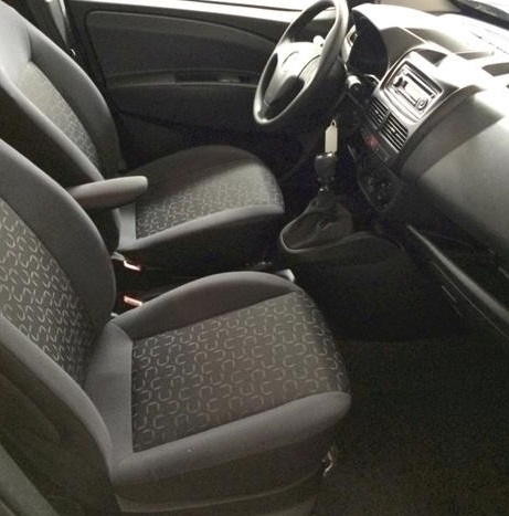 Left hand drive car FIAT DOBLO (01/10/2014) - 