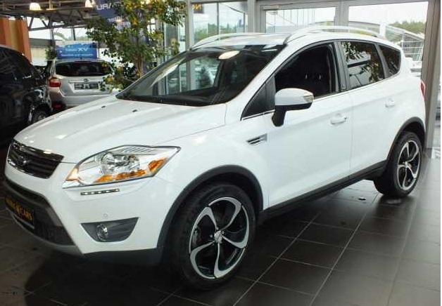 FORD KUGA (01/12/2012) - 