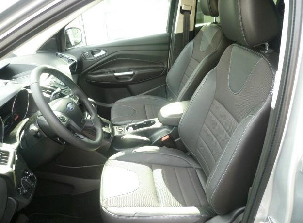 Left hand drive car FORD KUGA (01/12/2013) - 