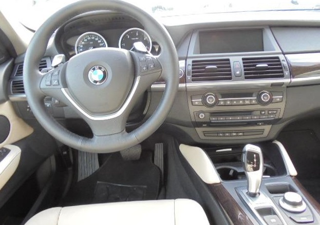 left hand drive BMW X6 (01/03/2010) -  