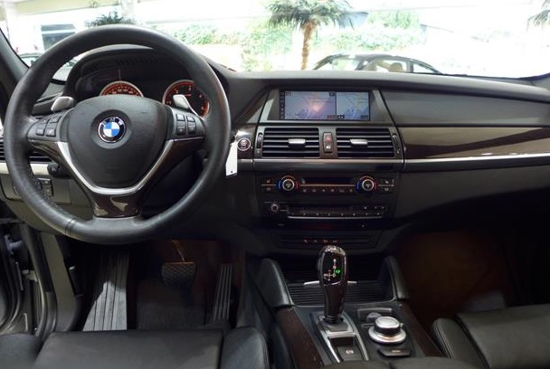 Left hand drive car BMW X6 (01/05/2009) - 