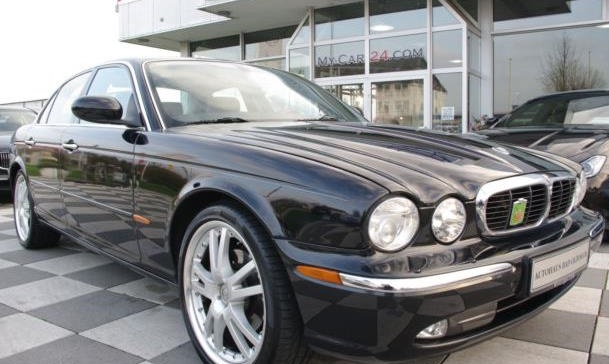 JAGUAR XJ6 (01/12/2003) - 