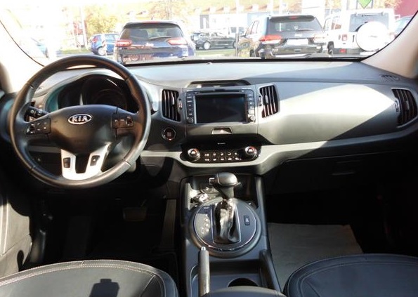 Left hand drive car KIA SPORTAGE (01/04/2012) - 