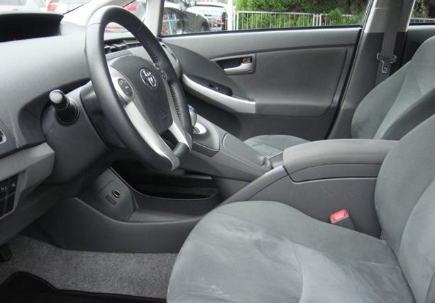 TOYOTA PRIUS (01/10/2011) - 