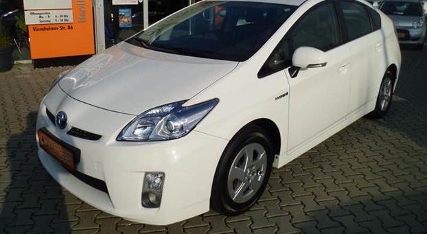 TOYOTA PRIUS (01/02/2011) - 