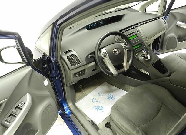 TOYOTA PRIUS (01/02/2012) - 