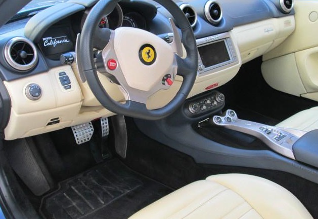 FERRARI CALIFORNIA (01/10/2010) - 