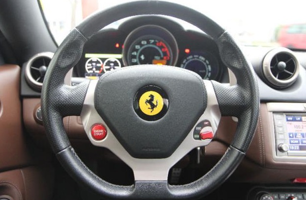 left hand drive FERRARI CALIFORNIA (01/08/2011) -  