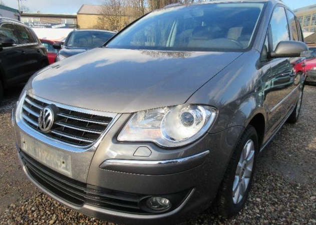 lhd VOLKSWAGEN TOURAN (01/02/2009) - 