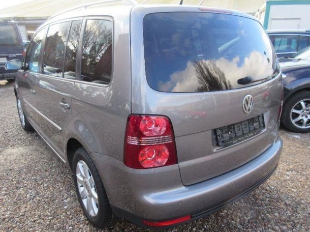 VOLKSWAGEN TOURAN (01/02/2009) - 