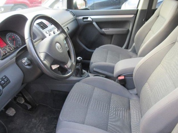 left hand drive VOLKSWAGEN TOURAN (01/02/2009) -  