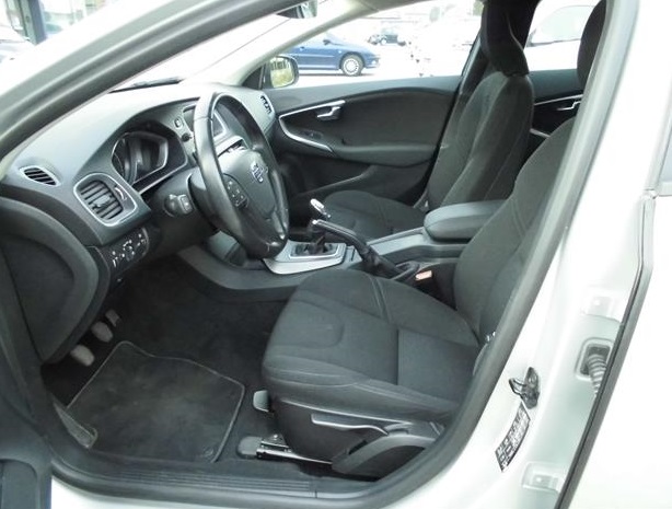 VOLVO S40 (01/09/2012) - 