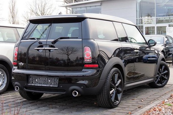 MINI CLUBMAN (01/11/2011) - 