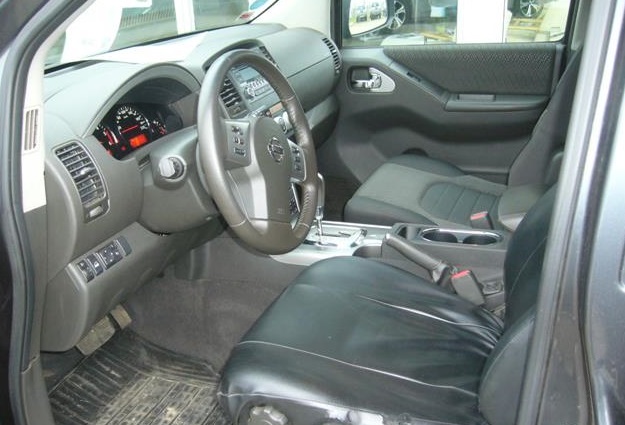 Left hand drive car NISSAN PATHFINDER (01/03/2012) - 