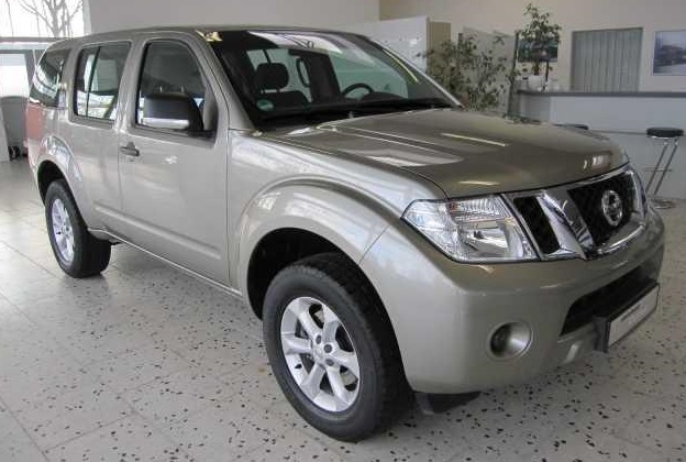 lhd NISSAN PATHFINDER (01/10/2012) - 