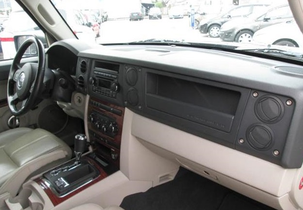 JEEP COMMANDER (01/01/2009) - 