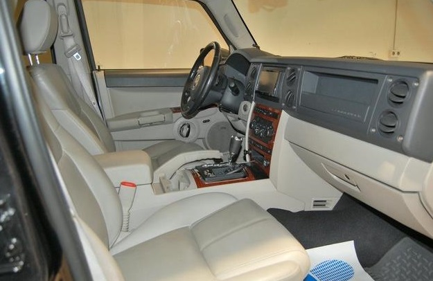 JEEP COMMANDER (01/04/2009) - 