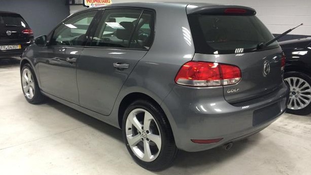 VOLKSWAGEN GOLF (01/11/2011) - 