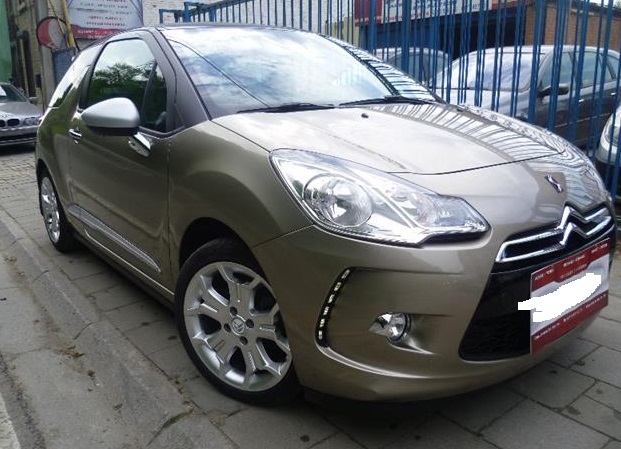 Left hand drive CITROEN DS3 1.5 VVTI CHIC SPORT