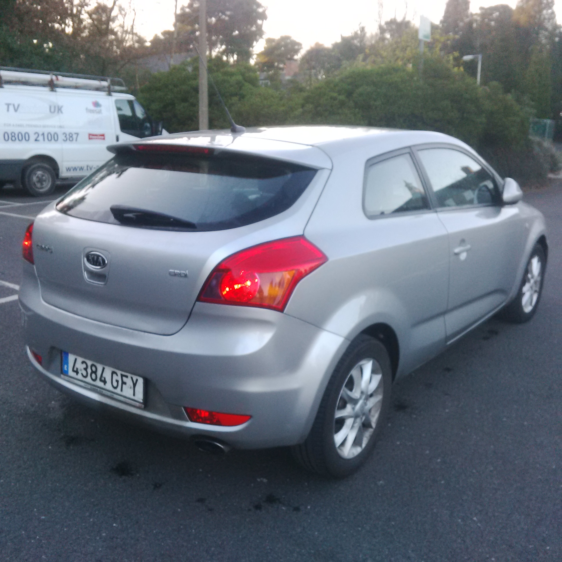 lhd KIA CEED (01/07/2008) - 