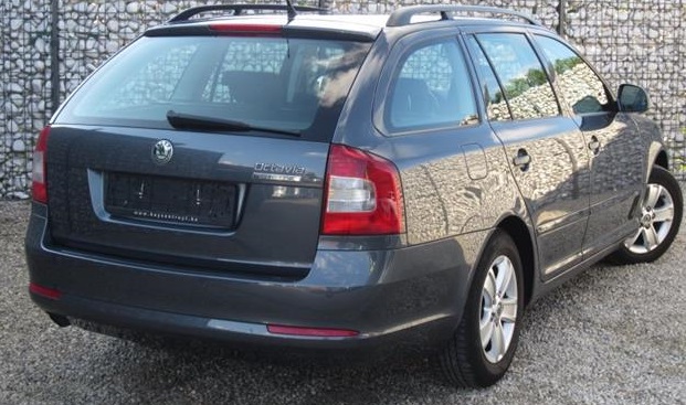 lhd car SKODA OCTAVIA (01/01/2011) - 