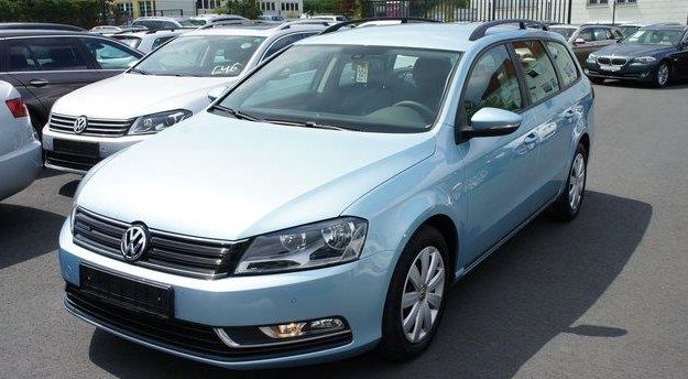 lhd VOLKSWAGEN PASSAT (01/09/2011) - 