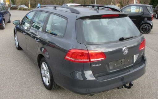 VOLKSWAGEN PASSAT (01/02/2011) - 