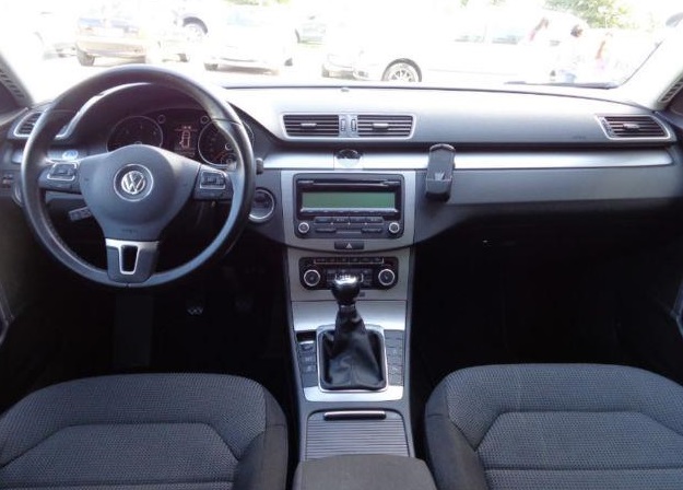 VOLKSWAGEN PASSAT (01/07/2011) - 