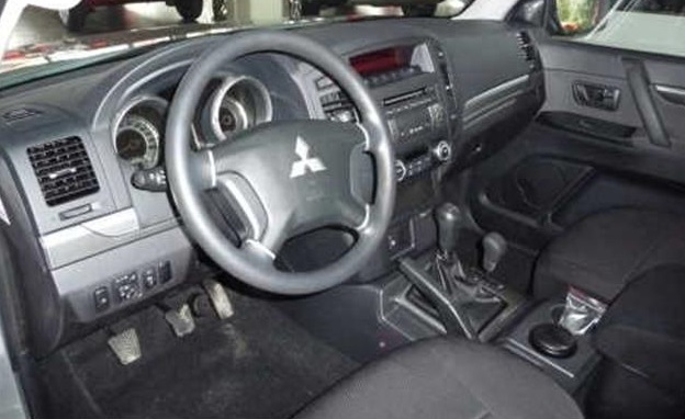 MITSUBISHI PAJERO (01/06/2012) - 