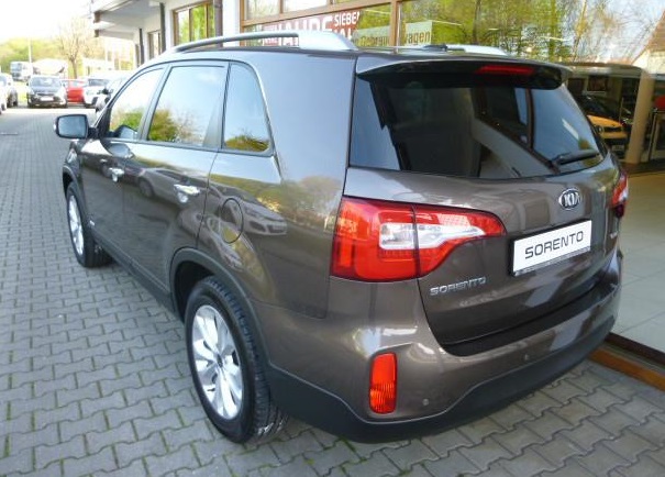 lhd car KIA SORENTO (01/09/2012) - 