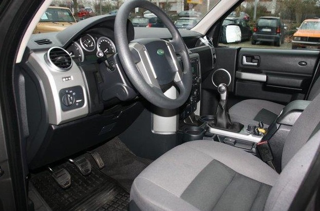 Left hand drive car LANDROVER DISCOVERY (01/12/2007) - 