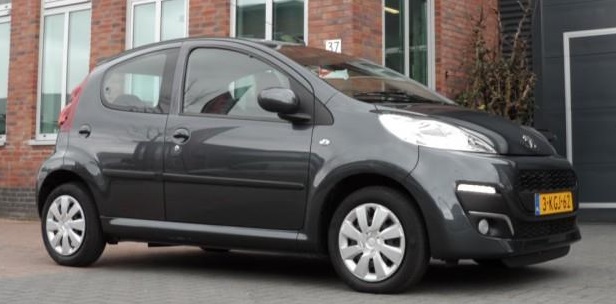 lhd car PEUGEOT 107 (01/05/2013) - 