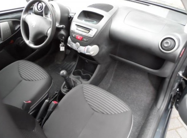 PEUGEOT 107 (01/05/2013) - 