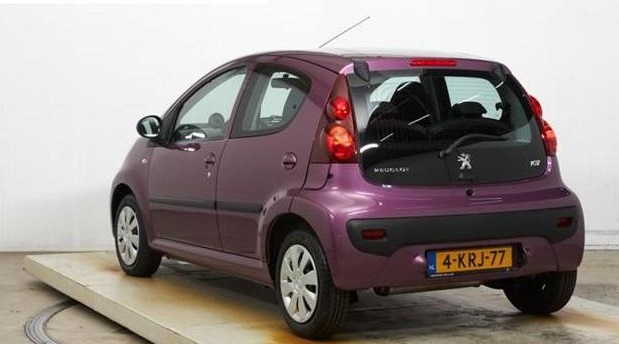 PEUGEOT 107 (01/06/2013) - 